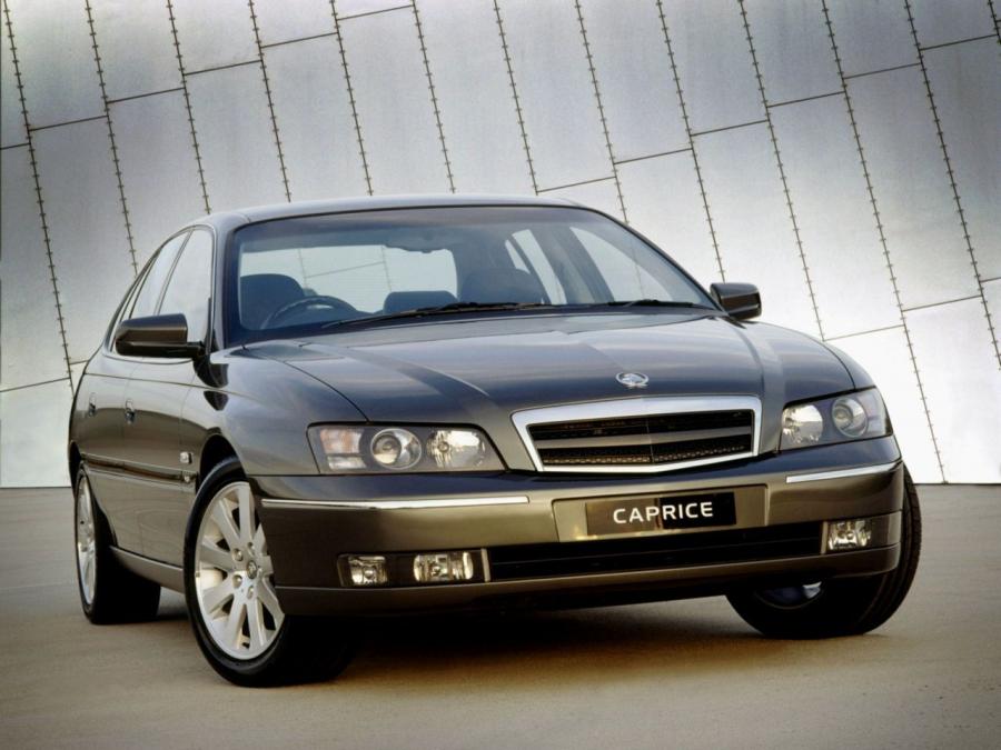  Holden Caprice 2004 года  (фото 8 из 16)
